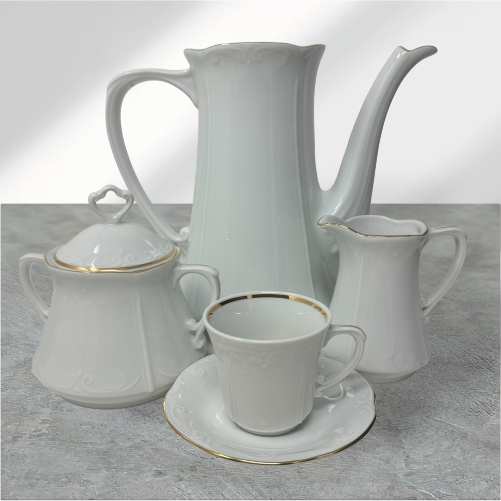 CHODZIEZ | White and Gold Porcelain Tea/Coffee Set | 25 Pieces